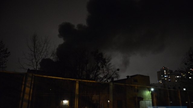 Пламя потушили ближе к полуночи.