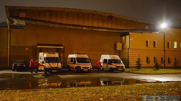 Пламя потушили ближе к полуночи.