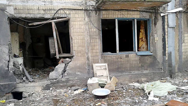 Сообщения о разрушениях в Донецке поступают почти каждый день.
