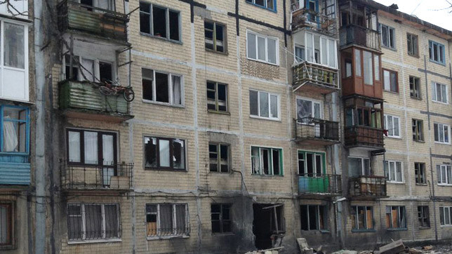 Сообщения о разрушениях в Донецке поступают почти каждый день.