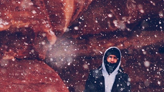 Саудиты обрадовались снегу.