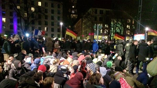 Противники PEGIDA