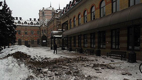 Які саме будівля в місті були захоплені в штабі АТО не говорять