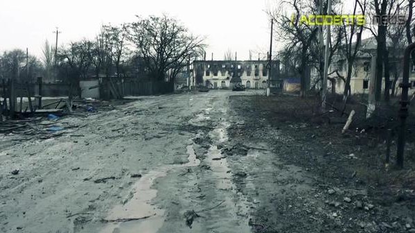 Углегорск практически уничтожен артиллерией