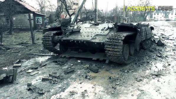 Углегорск практически уничтожен артиллерией