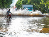 Рівень води на вулицях Джакарти вражає індонезійців