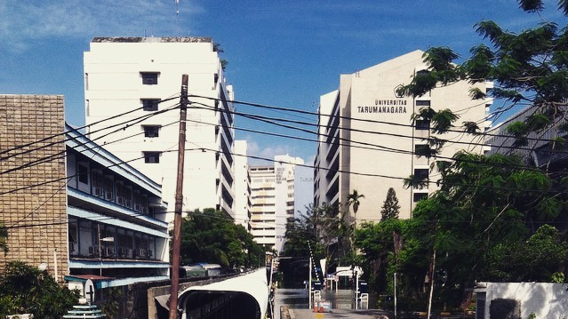 Рівень води на вулицях Джакарти вражає індонезійців