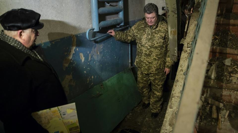 Порошенко посетил обстрелянный Краматорск