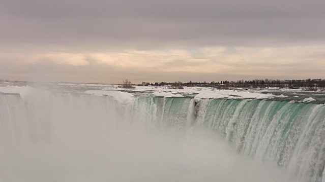 Ніагарський водоспад взимку
