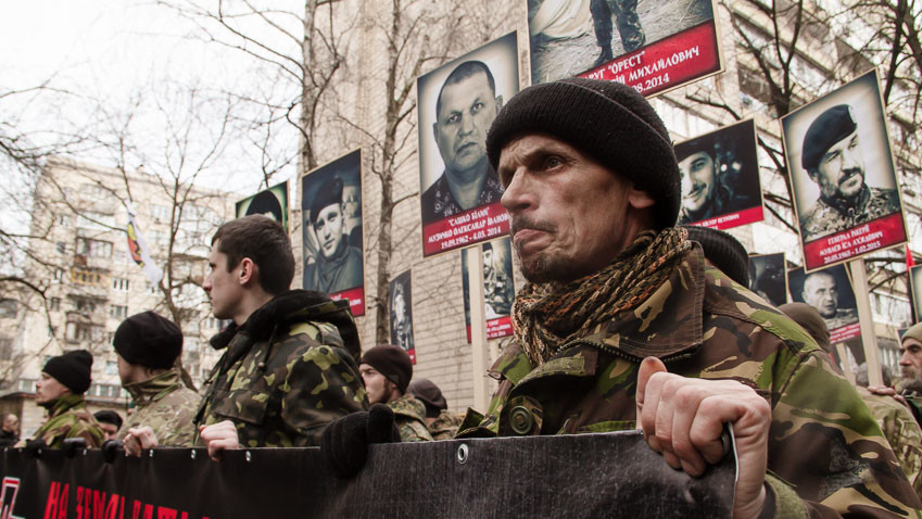 Во время пикета под ГПУ активисты подчеркнули мирный характер акции