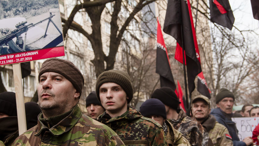 Во время пикета под ГПУ активисты подчеркнули мирный характер акции