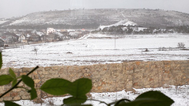 Неожиданный снег в марте удивил жителей Крыма