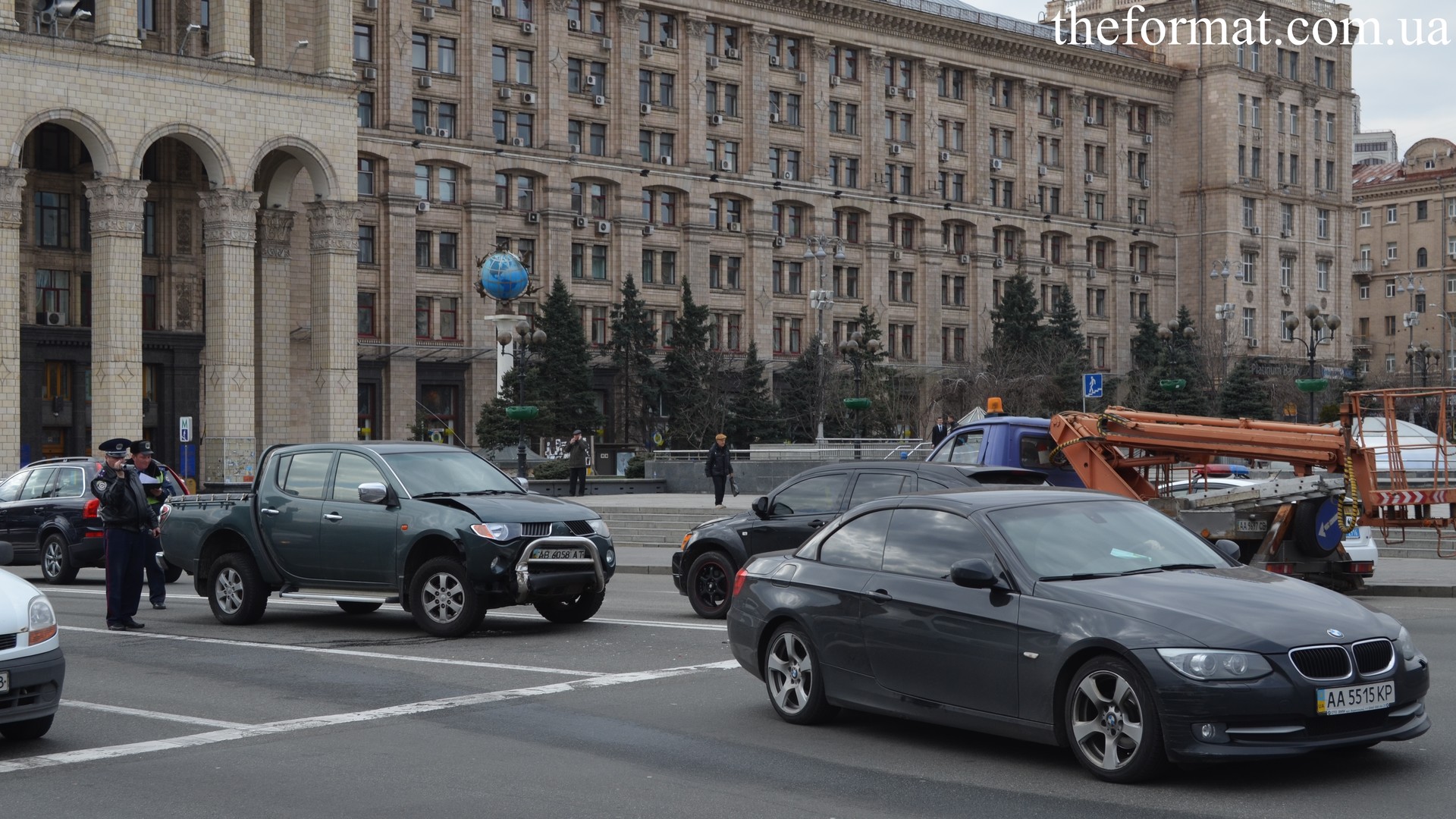 Больше пострадала машина "Азова"