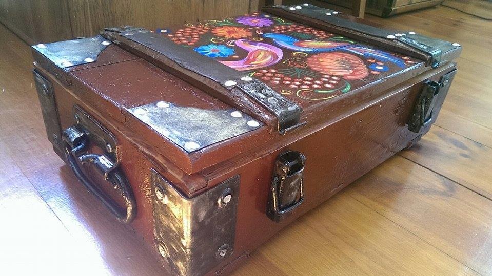 ЛОТ №1767 - сундук, сделанный из ящика из-под боеприпасов