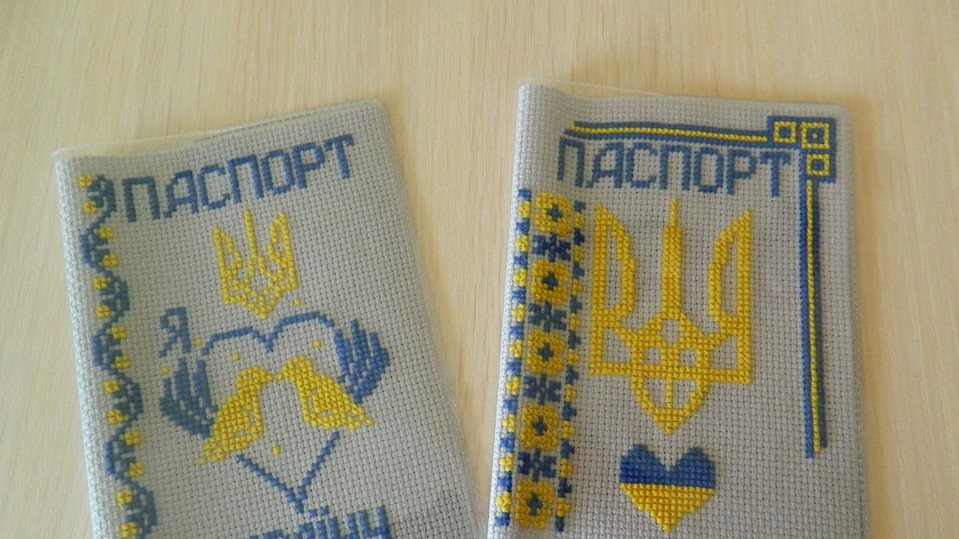 ЛОТ №1738 -  патриотичные обложки на паспорт