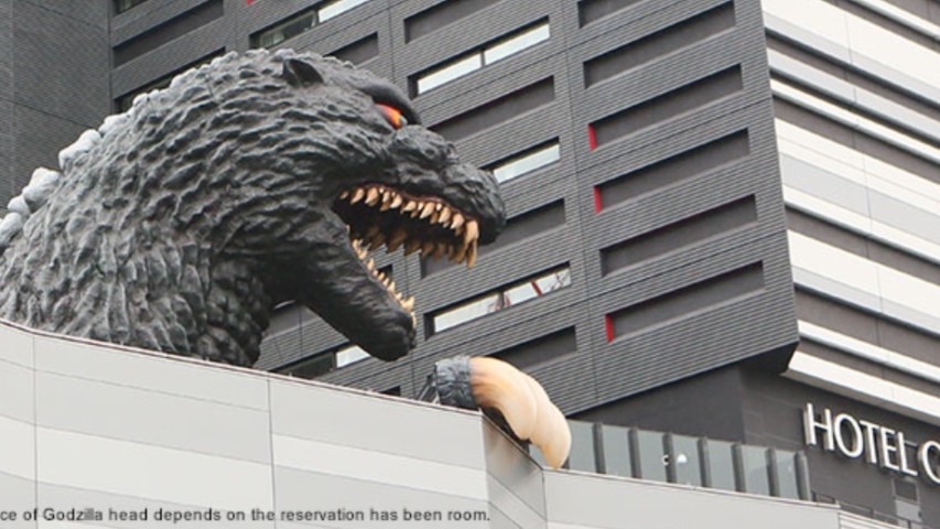 Голова Годзілли зроблена досить реалістично