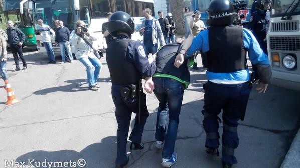 Експерти бачать погіршення ситуації з правами людини в Україні