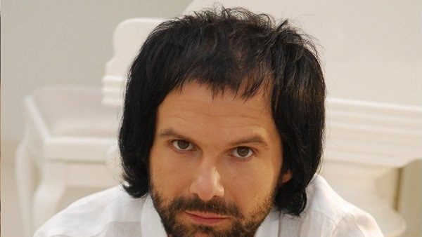 Святослав Вакарчук родился 14 мая 1975 года