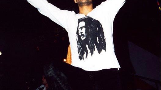 Святослав Вакарчук родился 14 мая 1975 года