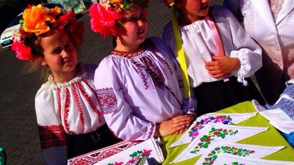Маріуполь святкує День вишиванки