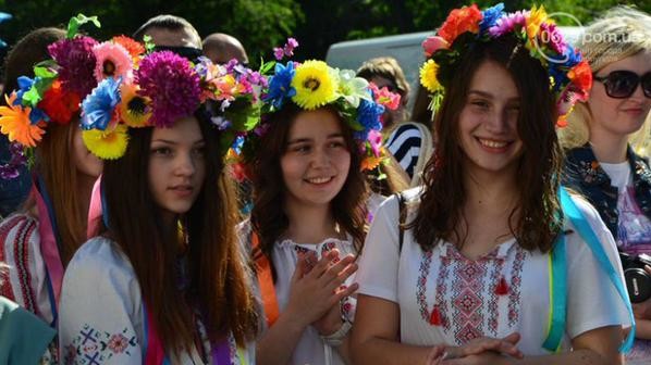 Маріуполь святкує День вишиванки