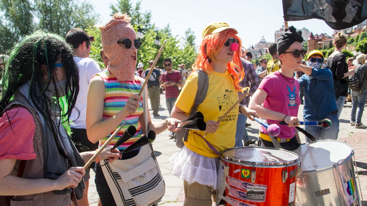 Марш равенства закончился столкновениями