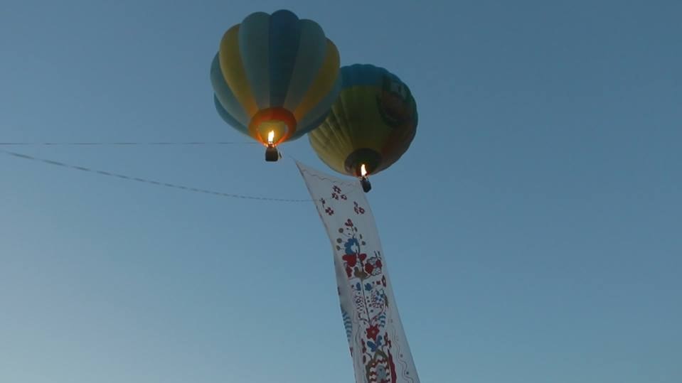 Самый большой рушник подготовили художники