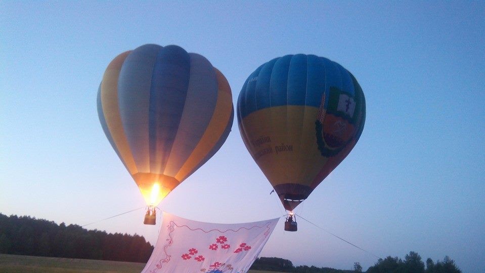 Самый большой рушник подготовили художники