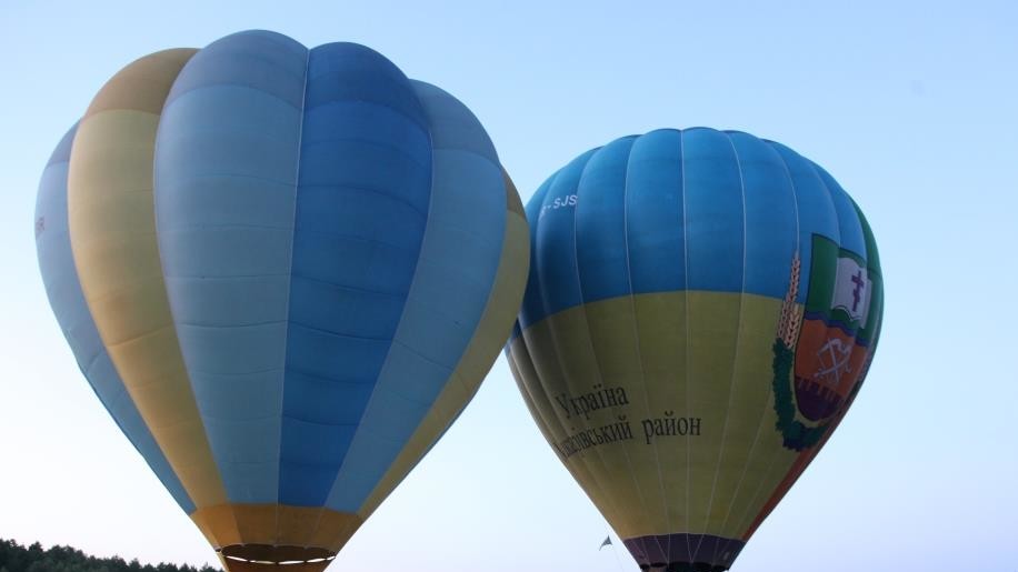 Самый большой рушник подготовили художники