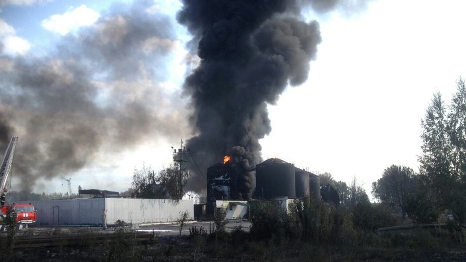 В Сети публикуют фото пожара