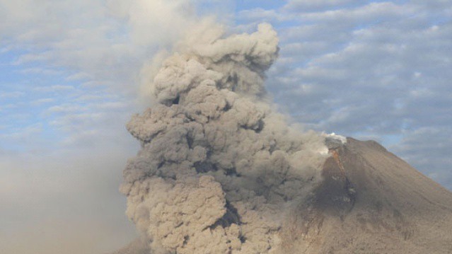 Вулкан Синабунг