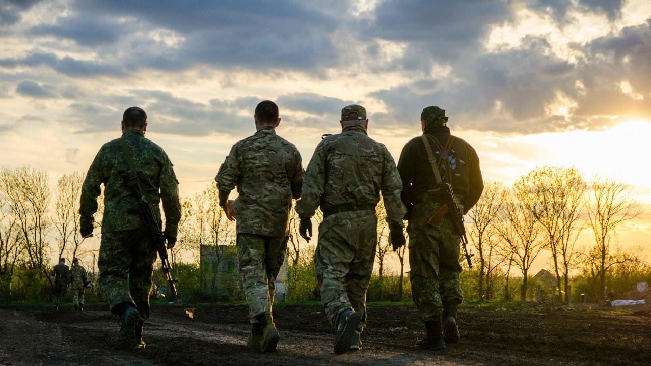 На донецькому напрямку поранені четверо військових