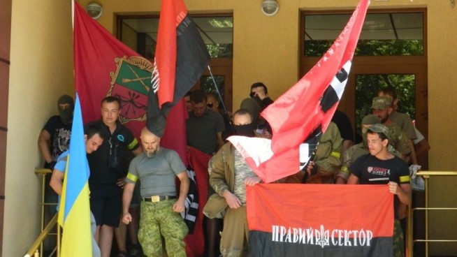 Пикет под зданием прокуратуры