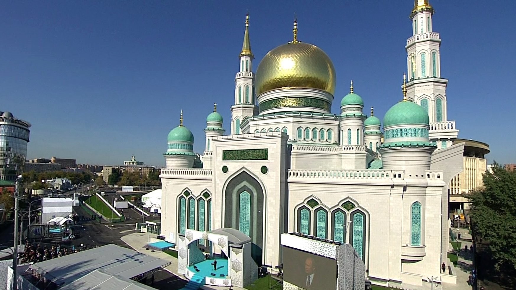 Мечеть відкрили напередодні мусульманського свята Курбан-байрам