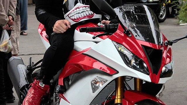 Ларсон умер 26 сентября