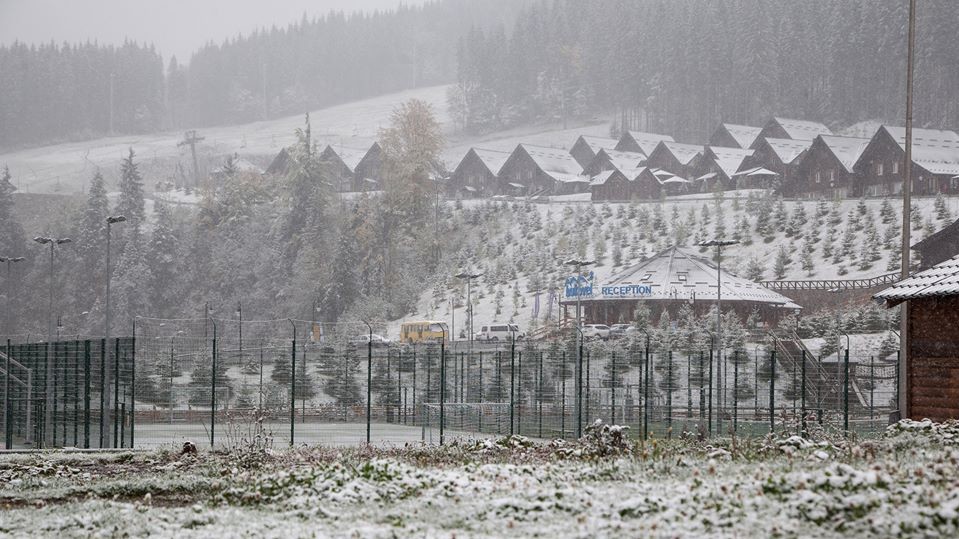 Сніг в Буковелі