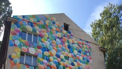 Мурал на улице Туполева