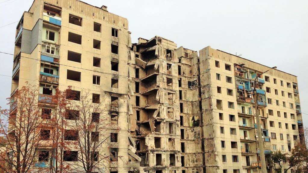 Разрушения в Лисичанске