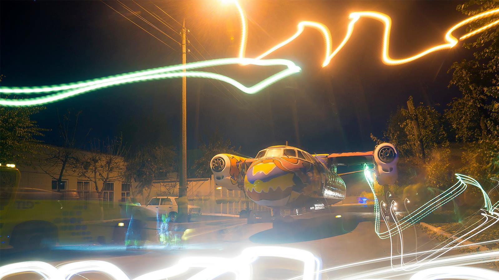 Установка літака в Жулянах зайняла близько шести годин