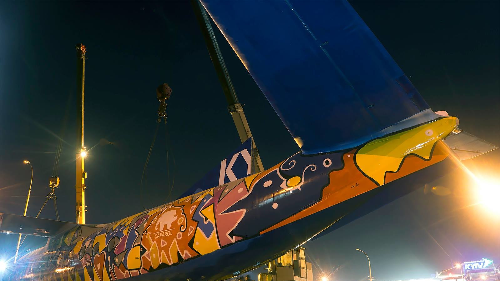 Установка літака в Жулянах зайняла близько шести годин