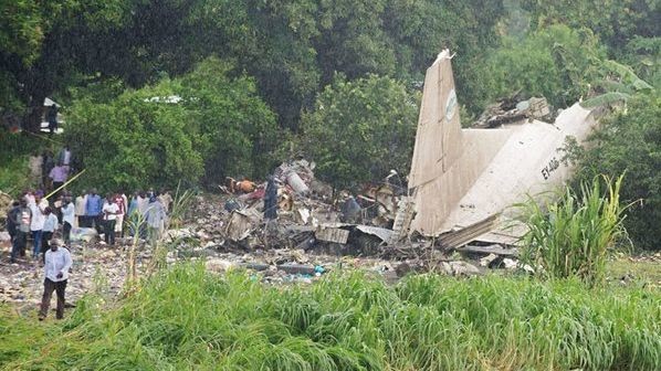 Літак впав на острів, де було село