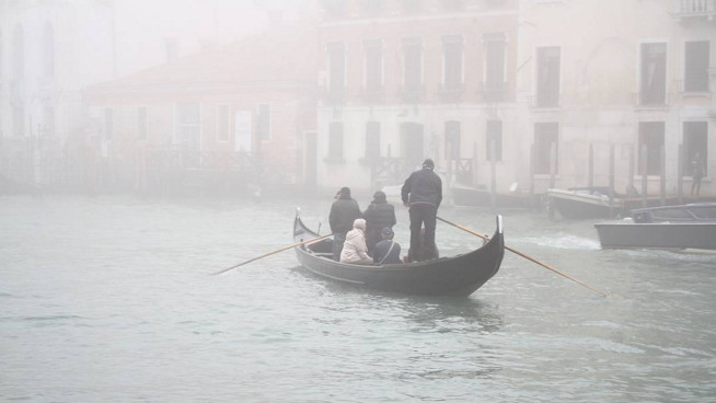 Венеція в тумані набуває загадкового вигляду