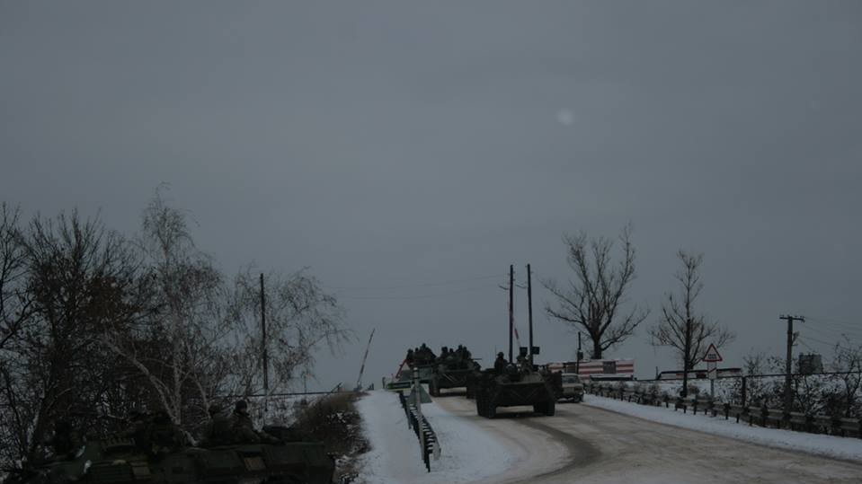 В Станиці Луганській знаходиться пункт перетину лінії розмежування