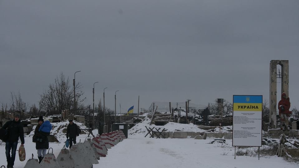Луганська ОВГА може закрити пішохідний перехід у Станиці Луганській