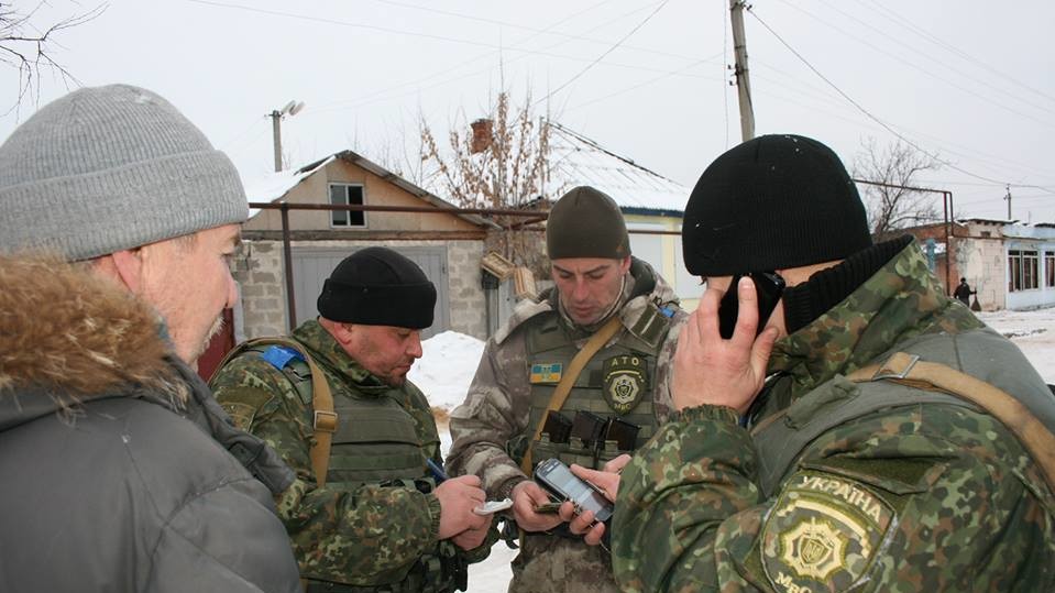 В Станиці Луганській знаходиться пункт перетину лінії розмежування