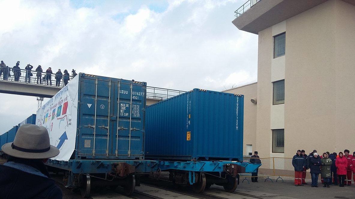 Украинские товары будут доставлять в Китай через Грузию и Азербайджан