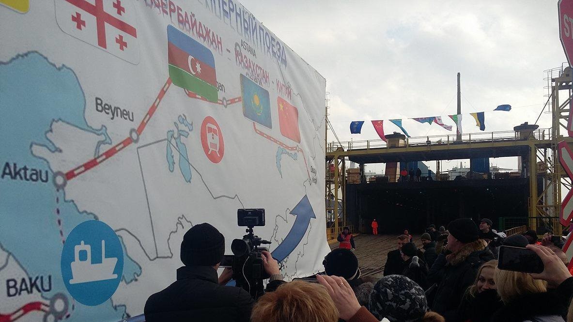 Украинские товары будут доставлять в Китай через Грузию и Азербайджан