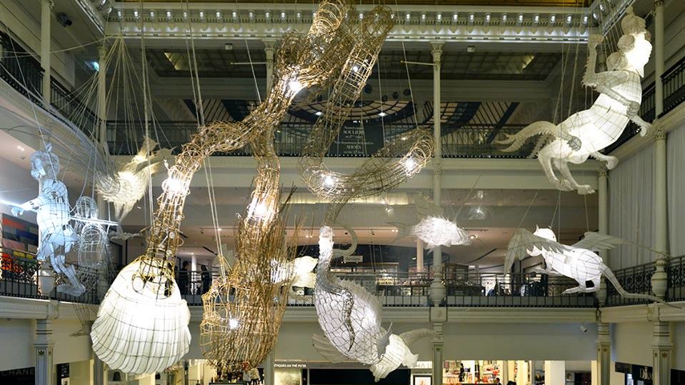 На виставці представлені роботи з циклу "Гра дитини"