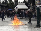 Греки выступают против пенсионной реформы, сокращающей пенсии и увеличивающей взносы