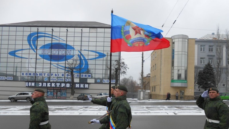 Луганськ у лютому виглядає похмуро